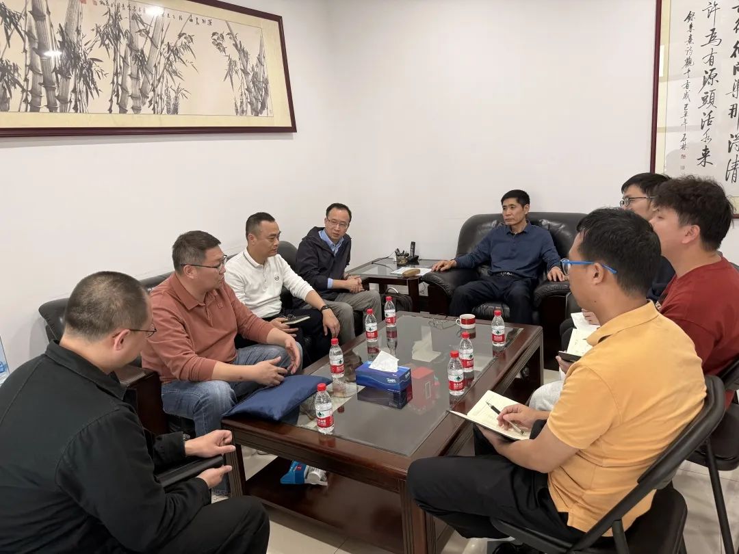 东莞市市场监管局李颖三级调研员一行与相关检测认证机构座谈交流